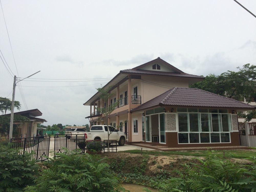 Thana Ville Resort Mae Sot Luaran gambar